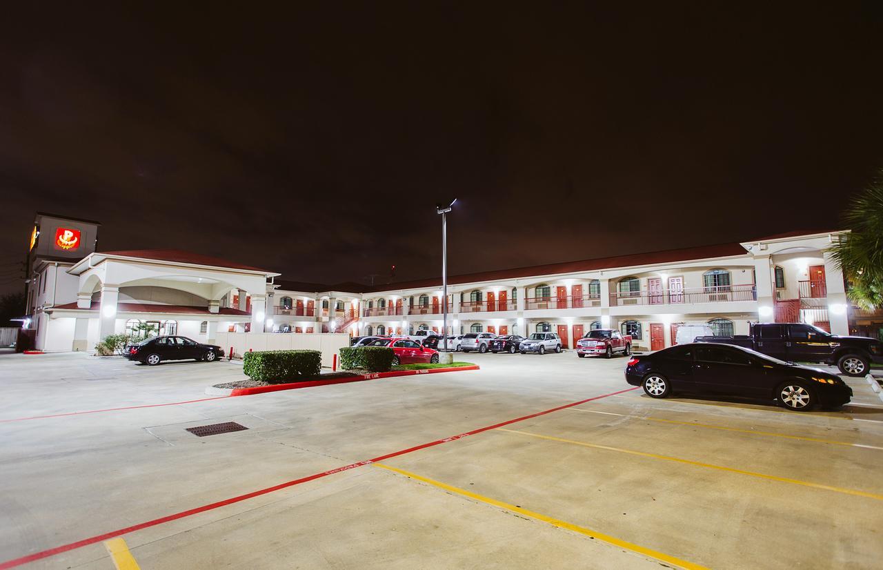Palace Inn 290 & Hwy 6 Cypress Zewnętrze zdjęcie
